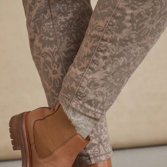 Anthropologie Pilcro Flocked High-Rise Jean Pants Floral Design Size 30 - Picture 4 of 8